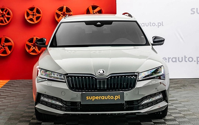 Skoda Superb cena 213900 przebieg: 1, rok produkcji 2023 z Miłomłyn małe 106